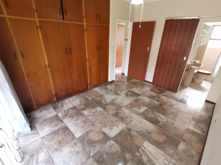 To Let 3 Bedroom Property for Rent in Beacon Bay Eastern Cape